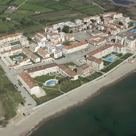 Apartment In Estartit By With Pool Access L'Estartit