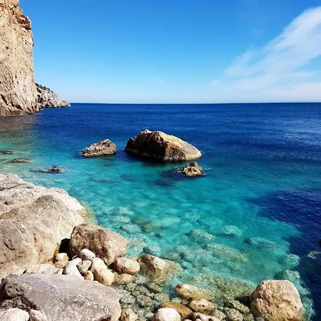 In Estartit By With Pool Access L'Estartit